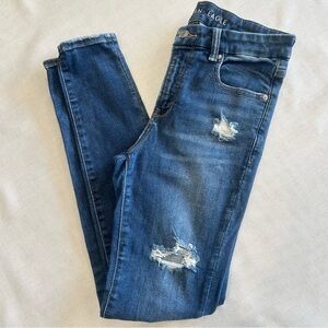 American Eagle Outfitters Women’s Distressed Skinny Jeans